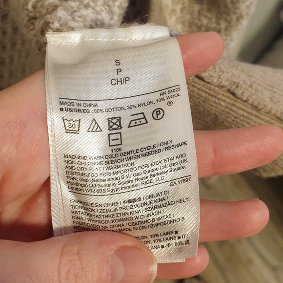 Banana Republic Ombre Wrap Sweater - Picture 3 of 5